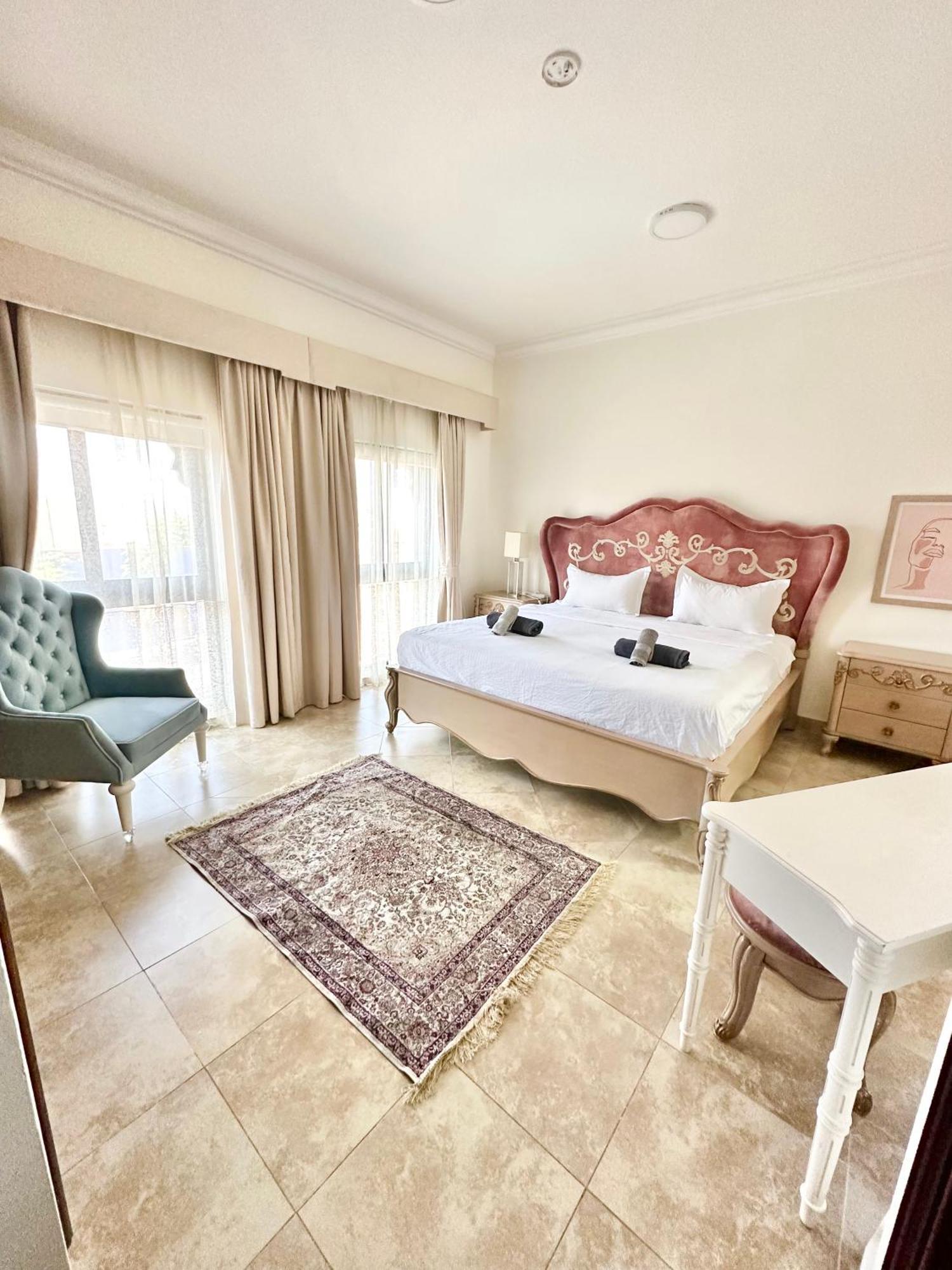 Dari Hotel Dubai Exterior photo