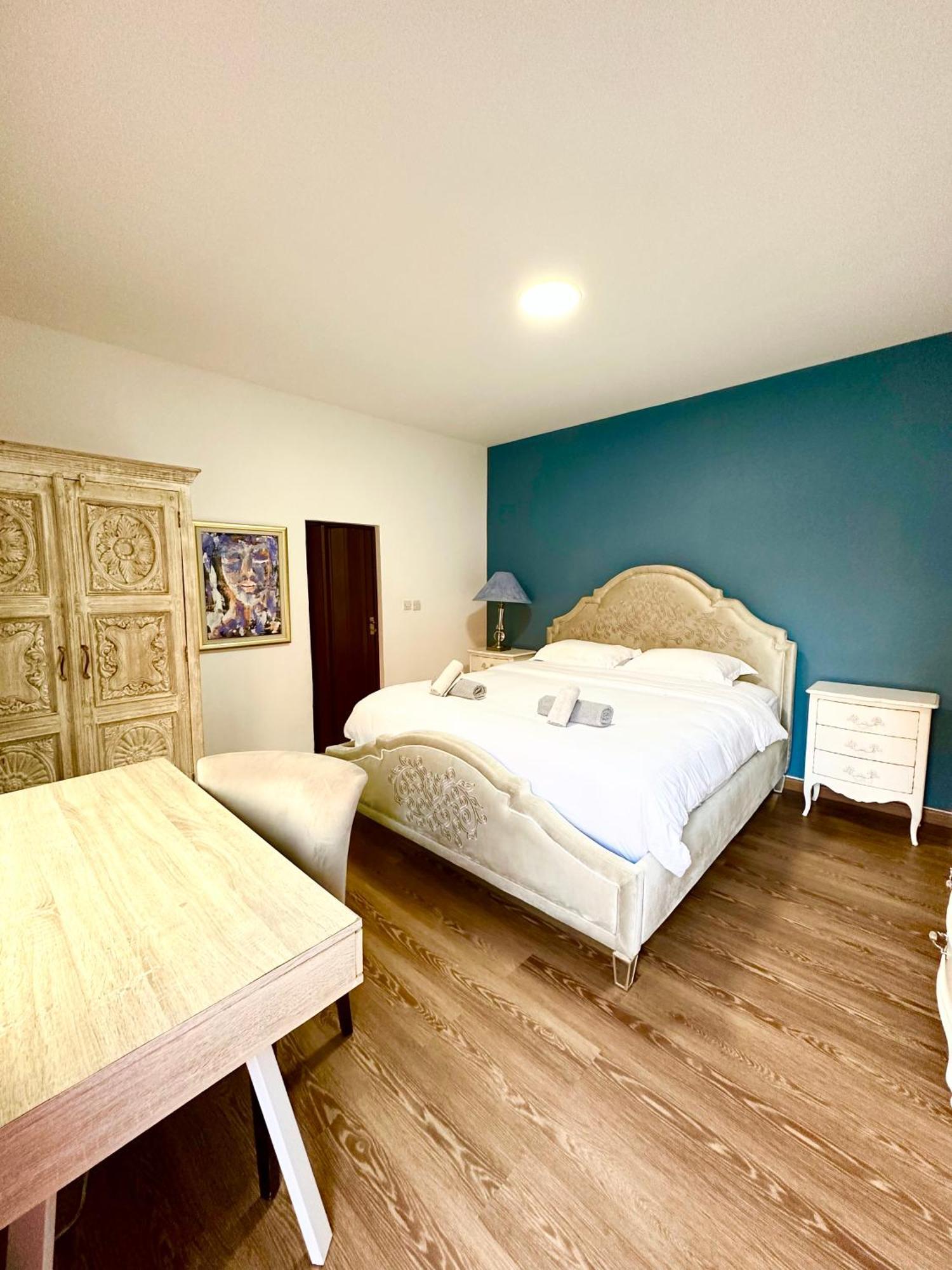 Dari Hotel Dubai Exterior photo